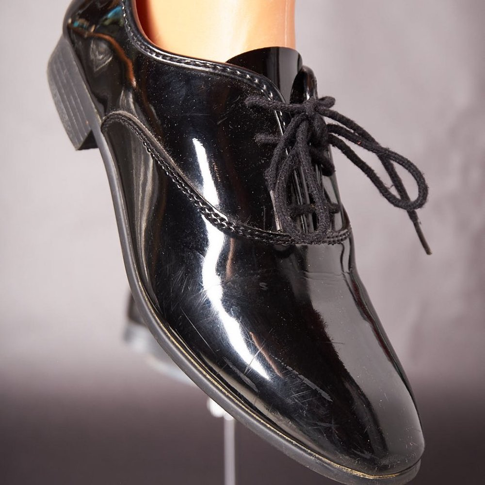 Vintage 1980s Shiny Dress Tuxedo Shoes
